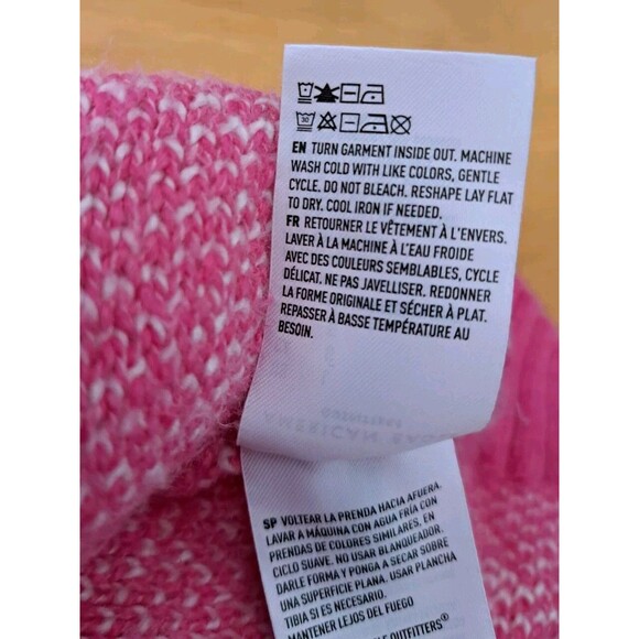 American Eagle Oversized Size L Pink Bandana Paisley Pullover Sweater SMALL FLAW - Picture 7 of 15